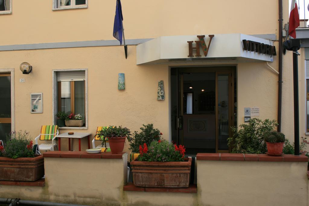 Hotel Vittoria Chianciano Terme Exterior photo